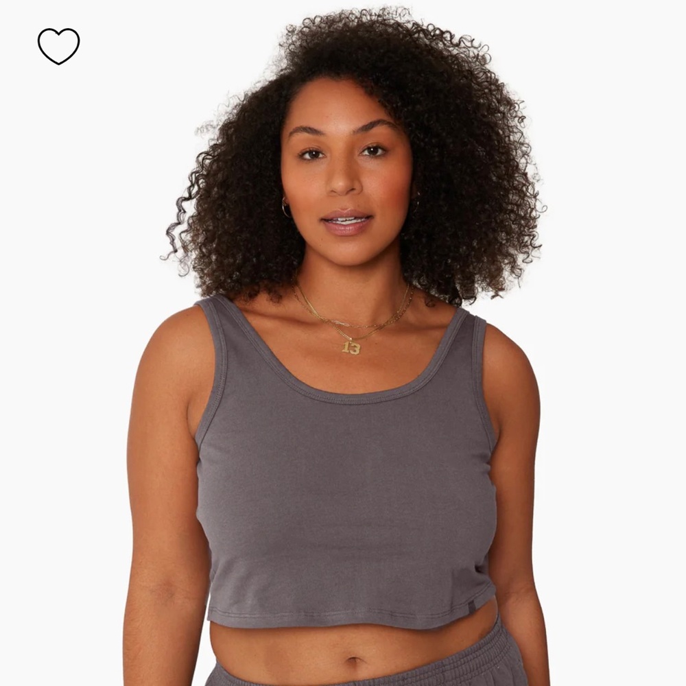 NWOT SET ACTIVE EASY RELAXED CROP TANK